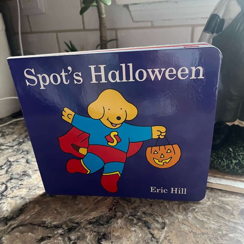 Spot's Halloween Book NEW - Picture 2 of 4